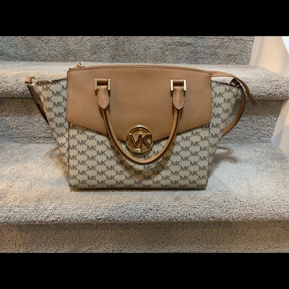 Brand New Michael Kors Purse